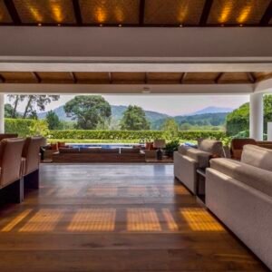 Casa Luxury en Valle de Bravo en La Zona Residencial de Avándaro